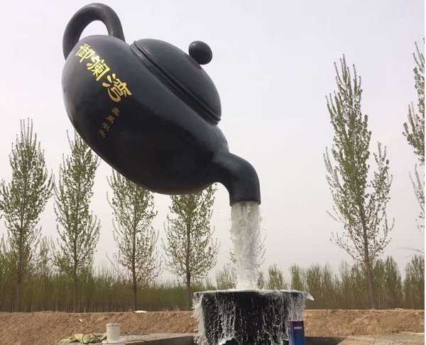 景觀雕塑定制,天壺雕塑,流水茶壺雕塑